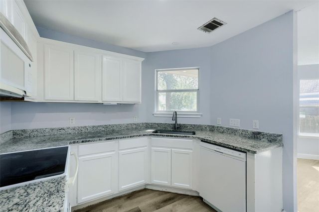 119 High Point BLVD, Cedar Creek, TX 78612