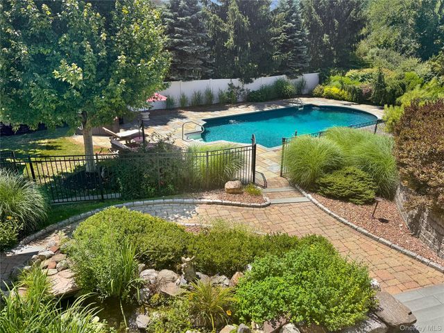 5 Madonna Drive, Lagrangeville, NY 12540