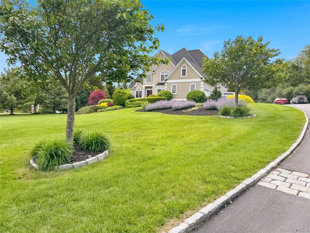 5 Madonna Drive, Lagrangeville, NY 12540