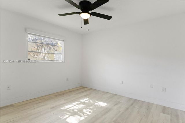 6880 Scott St, Hollywood, FL 33024