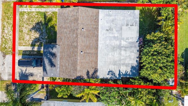 6880 Scott St, Hollywood, FL 33024