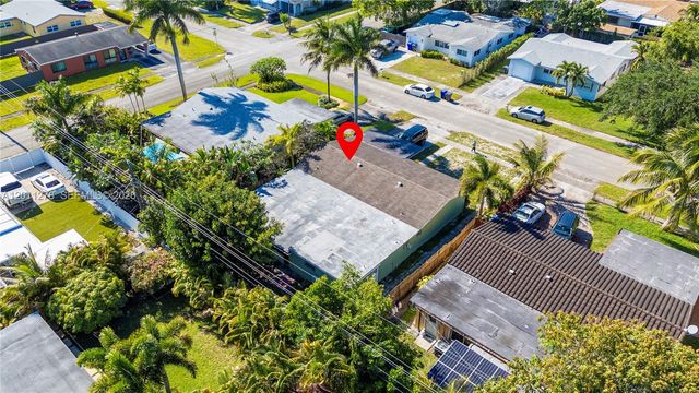 6880 Scott St, Hollywood, FL 33024