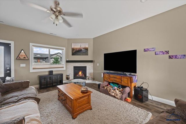 3781 W BEARTOOTH LOOP, Spearfish, SD 57783
