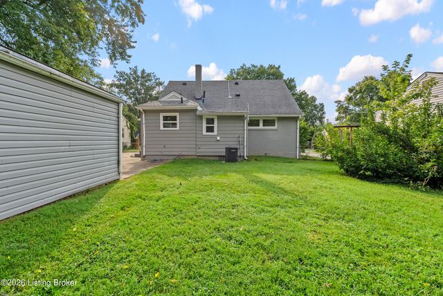 7716 Dingle Dell Rd, Louisville, KY 40214