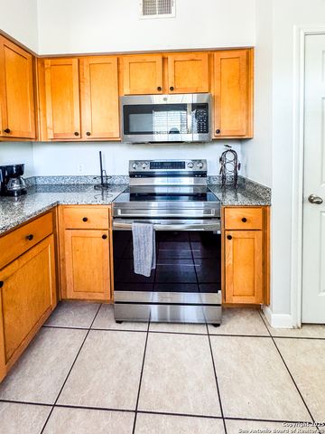 6160 Eckhert Rd Apt 1731, San Antonio, TX 78240