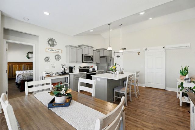 432 S Sweetwater, Maize, KS 67101