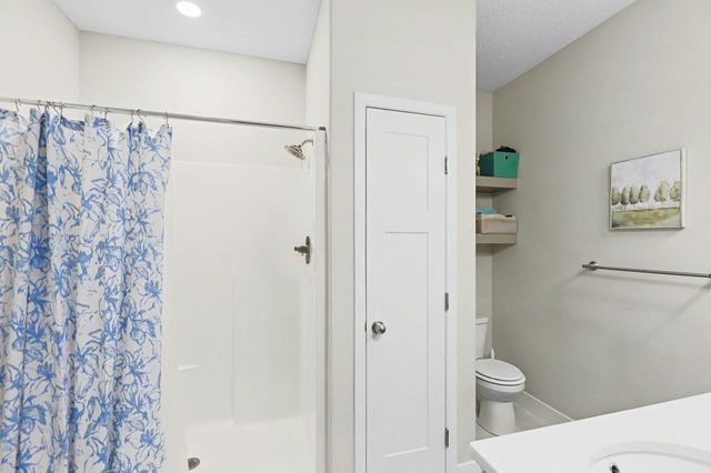 432 S Sweetwater, Maize, KS 67101