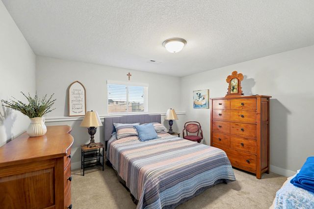 432 S Sweetwater, Maize, KS 67101