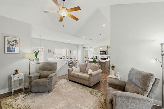 432 S Sweetwater, Maize, KS 67101