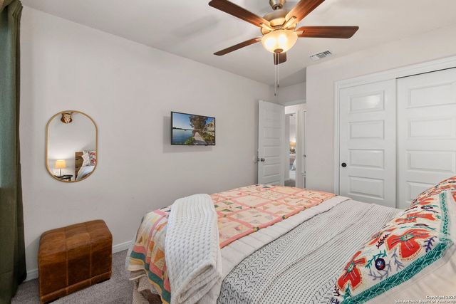 1042 Hedgestone, San Antonio, TX 78258