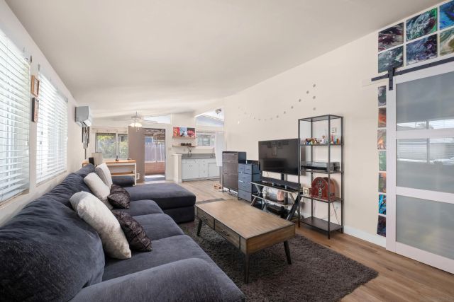 12934 Slack, Poway, CA 92064