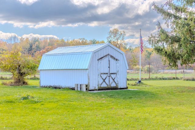 9064 S Ransom Road, Ashley, MI 48806