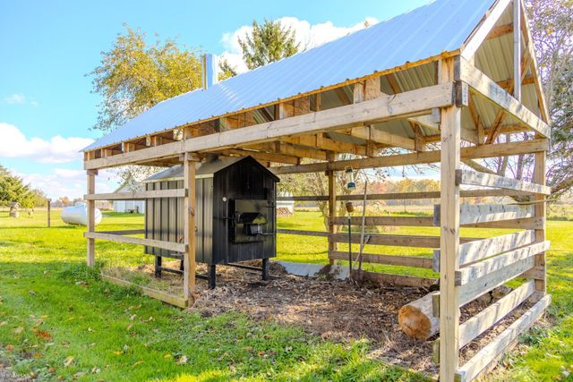 9064 S Ransom Road, Ashley, MI 48806