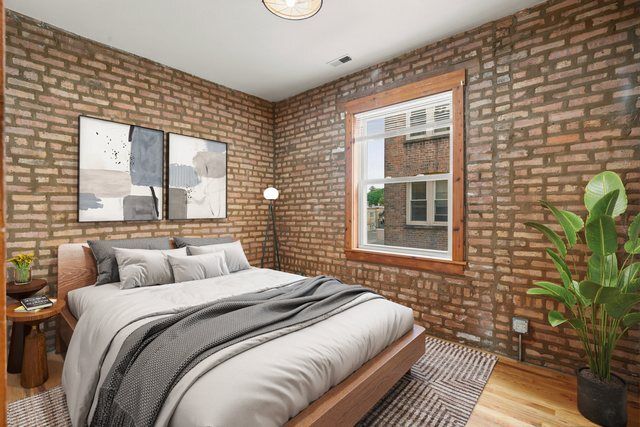 4104 N Mozart Street 2W, Chicago, IL 60618