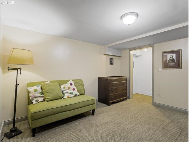 3709 Se 42ND Ave, Portland, OR 97206