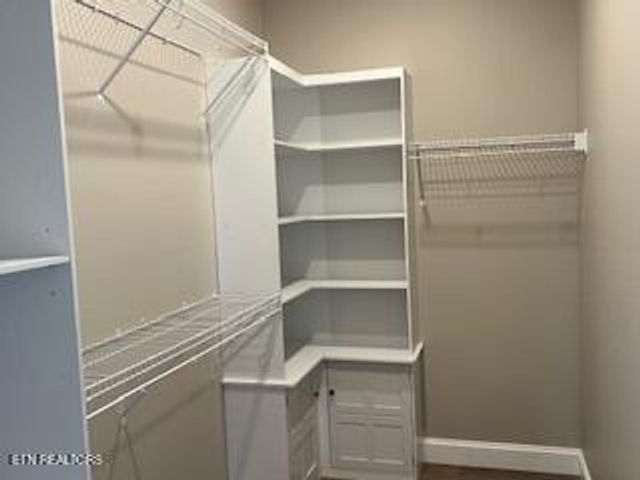 726 River Rd, Kodak, TN 37764