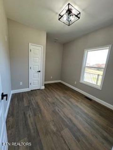 726 River Rd, Kodak, TN 37764