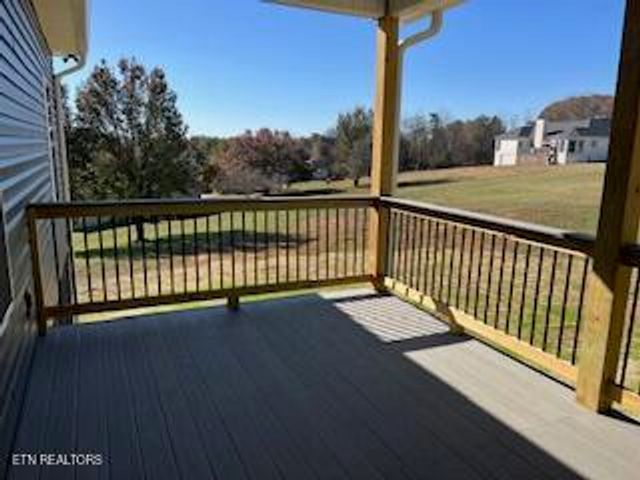 726 River Rd, Kodak, TN 37764