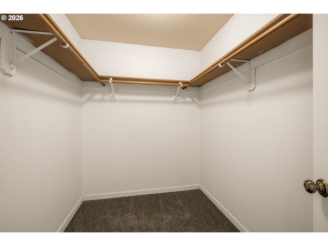 7050 Sw 156TH Ave, Beaverton, OR 97007