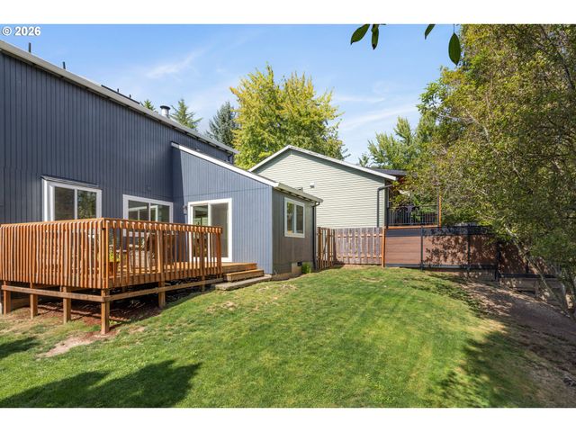 7050 Sw 156TH Ave, Beaverton, OR 97007