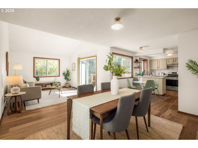 7050 Sw 156TH Ave, Beaverton, OR 97007