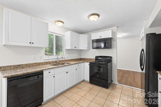 9524 Robert Burns Court, Charlotte, NC 28213