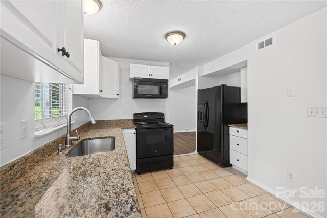9524 Robert Burns Court, Charlotte, NC 28213