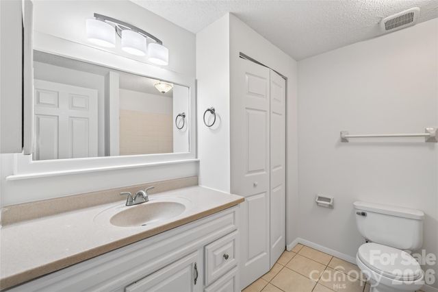 9524 Robert Burns Court, Charlotte, NC 28213