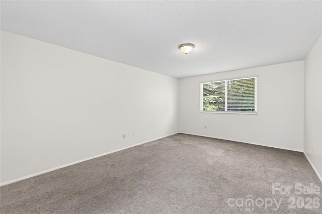 9524 Robert Burns Court, Charlotte, NC 28213