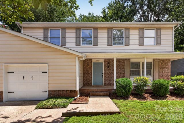 9524 Robert Burns Court, Charlotte, NC 28213