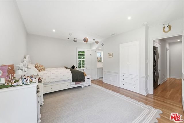 351 Veteran Avenue, Los Angeles, CA 90024