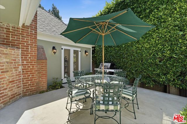 351 Veteran Avenue, Los Angeles, CA 90024