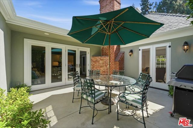 351 Veteran Avenue, Los Angeles, CA 90024
