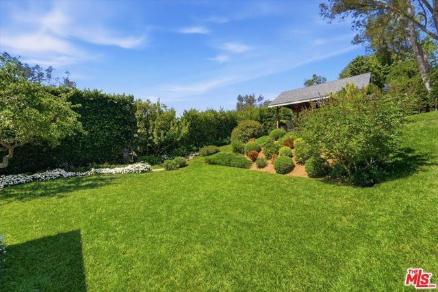 351 Veteran Avenue, Los Angeles, CA 90024