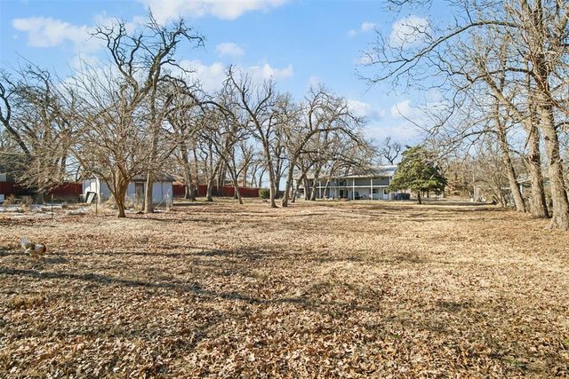 2806 N Wilburn Avenue, Bethany, OK 73008
