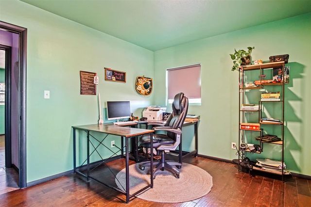 2806 N Wilburn Avenue, Bethany, OK 73008