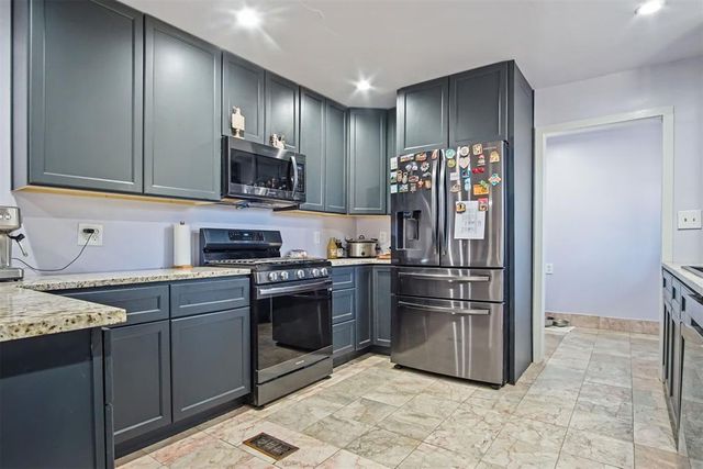 2806 N Wilburn Avenue, Bethany, OK 73008