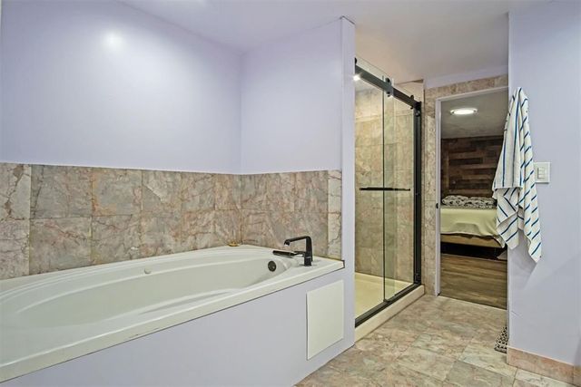 2806 N Wilburn Avenue, Bethany, OK 73008