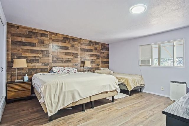 2806 N Wilburn Avenue, Bethany, OK 73008