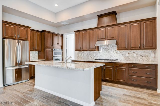 6803 Regency Crest Avenue, Las Vegas, NV 89148