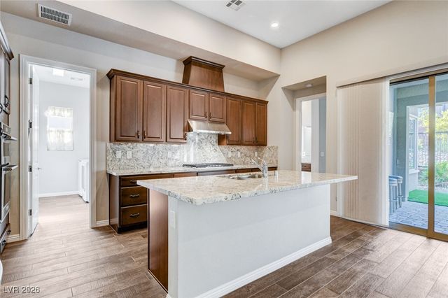 6803 Regency Crest Avenue, Las Vegas, NV 89148