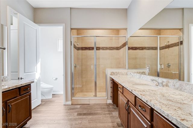 6803 Regency Crest Avenue, Las Vegas, NV 89148