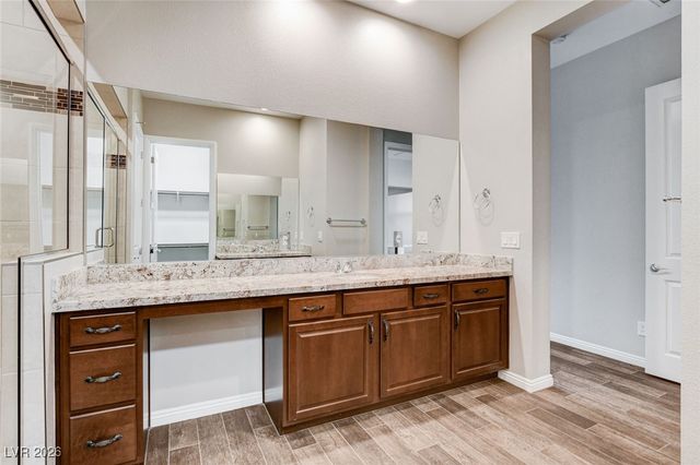 6803 Regency Crest Avenue, Las Vegas, NV 89148