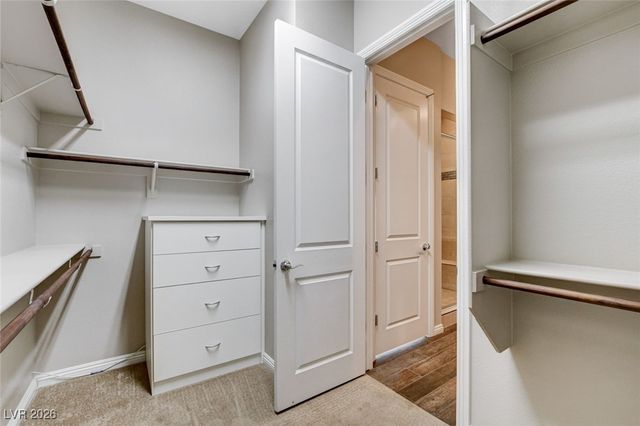 6803 Regency Crest Avenue, Las Vegas, NV 89148