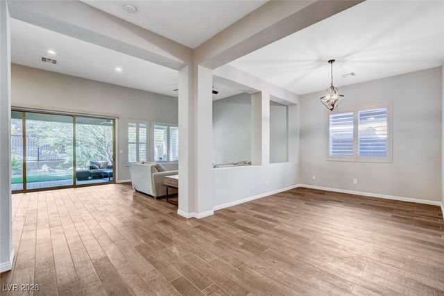 6803 Regency Crest Avenue, Las Vegas, NV 89148