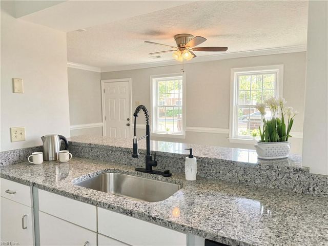 217 Eaton ST, Hampton, VA 23669
