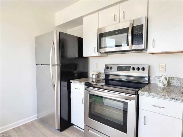 217 Eaton ST, Hampton, VA 23669