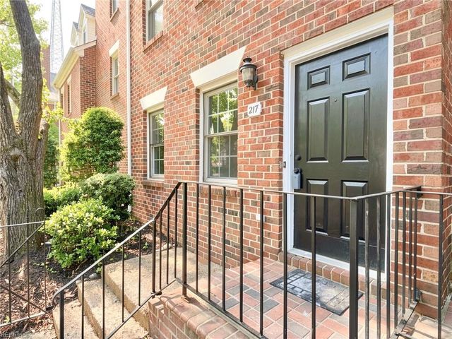 217 Eaton ST, Hampton, VA 23669