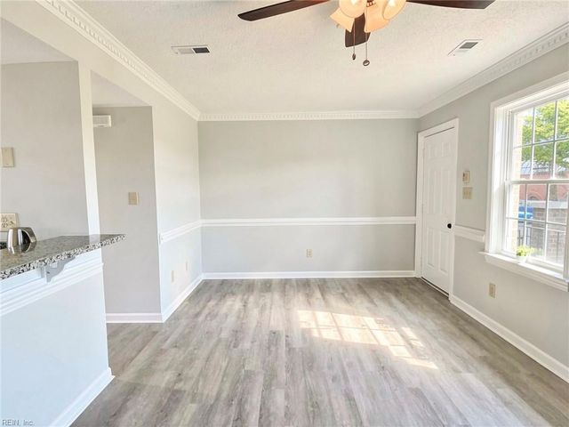 217 Eaton ST, Hampton, VA 23669