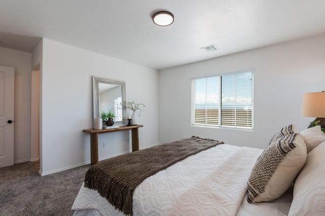 1927 Stryker Road SE, Albuquerque, NM 87106